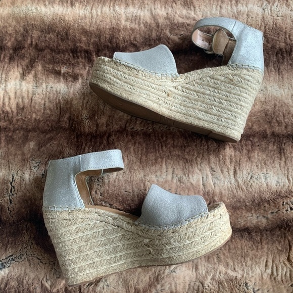 Marc Fisher Alida Ankle Strap Espadrille Wedge Sandal - Picture 5 of 10